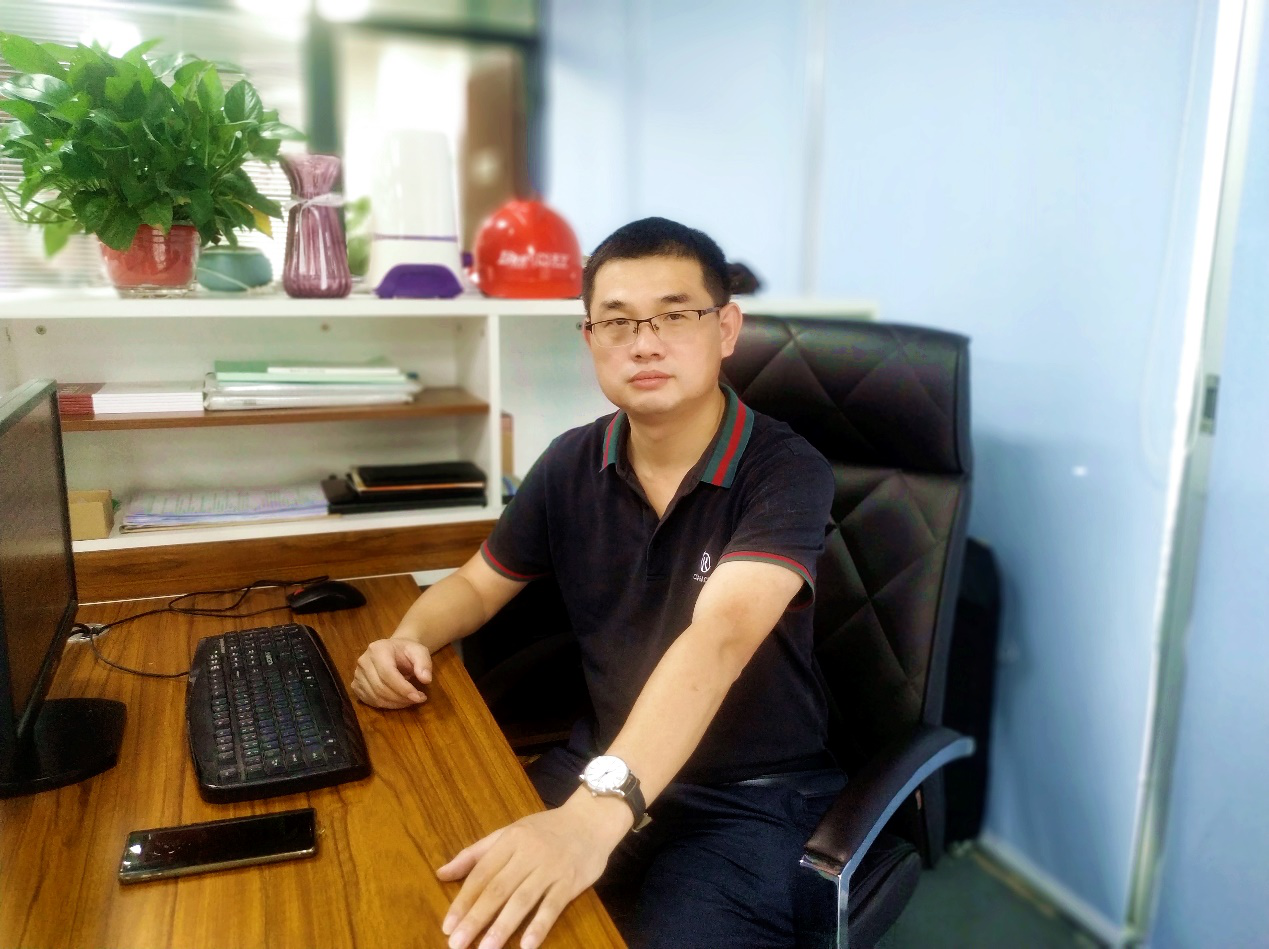 业务技术总监 张继刚先生 业务技术总监 张继刚先生