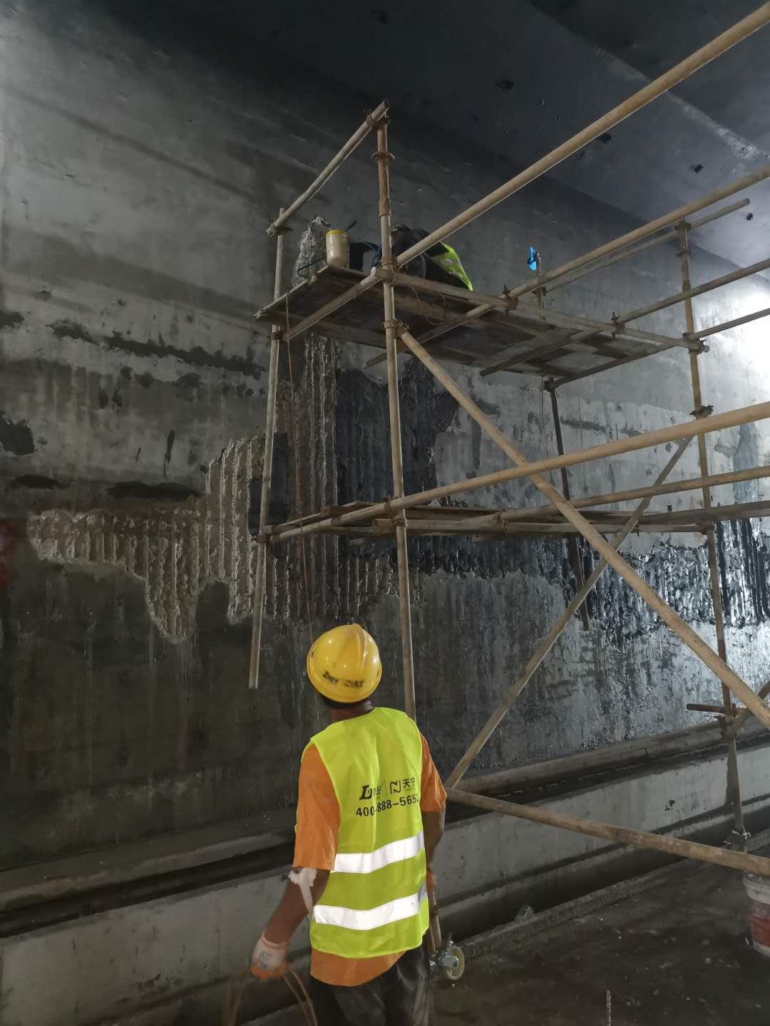 杭州临安区望湖路隧道渗漏水维修工程