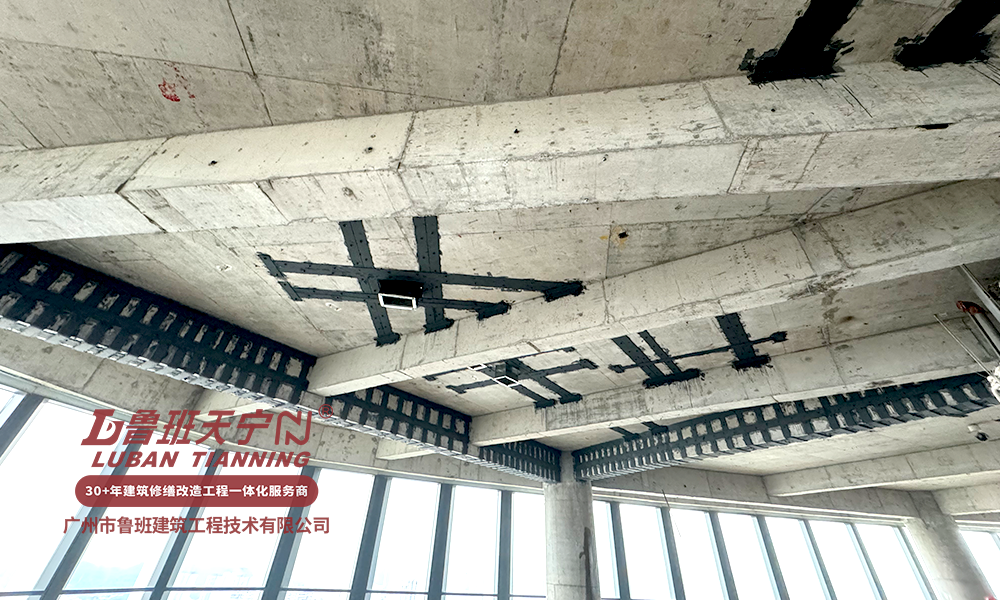 完美金鹰广场1座35-44F改造加固工程