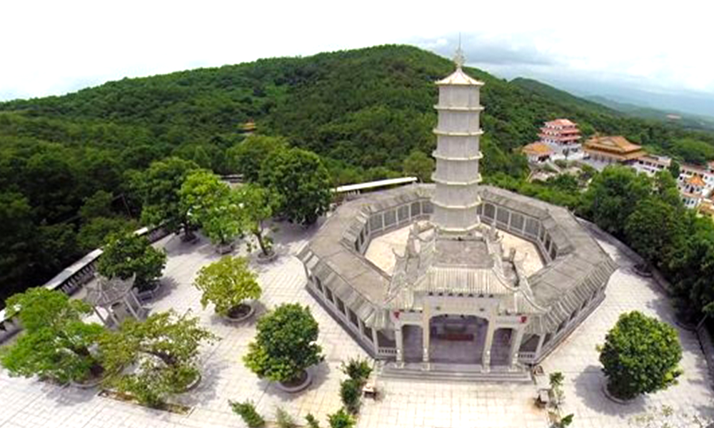 大峒山净业寺万佛塔加固工程